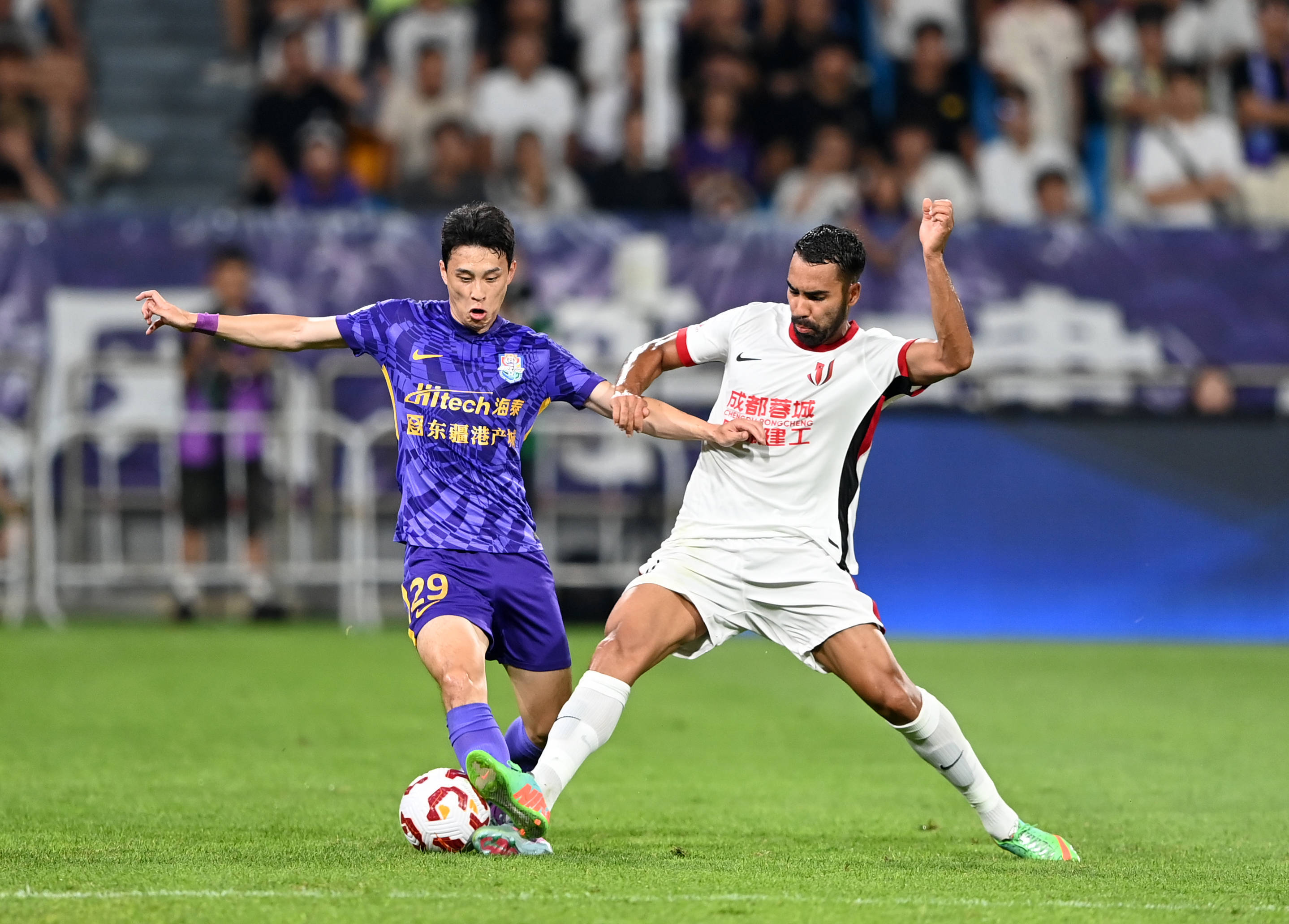 在禁区内冷 在禁区内冷