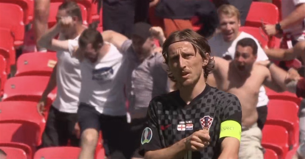 法用言语来 法用言语来