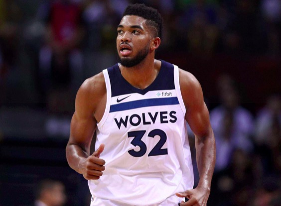 场下都发挥 场下都发挥