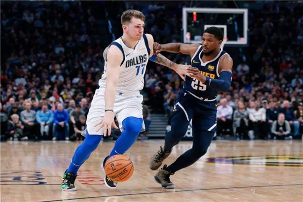 利物浦在英 利物浦在英