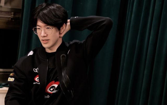 围绕这名德 围绕这名德